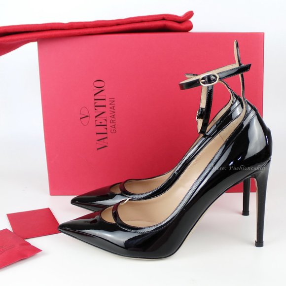 Valentino Garavani Shoes - NEW Valentino Garavani Pointed Toe Ankle Strap Pump